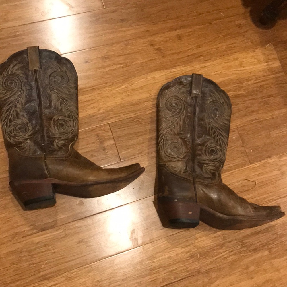 Justin Cowboy Boot